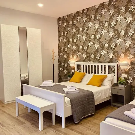 Pendino House * Naples